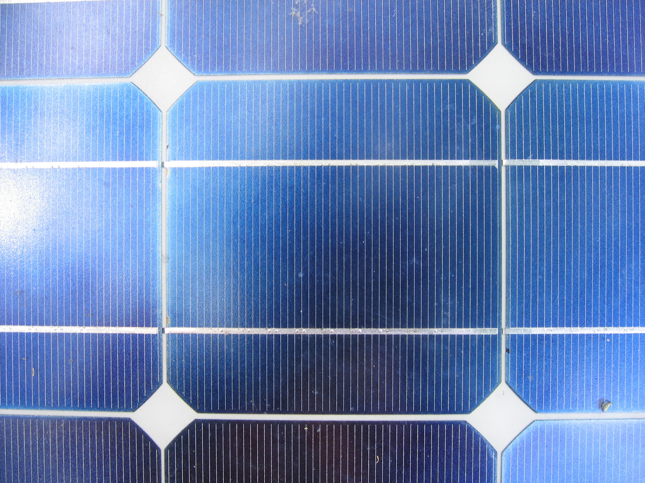 Mitos y Verdades sobre la Energ&iacute;a Solar Dom&eacute;stica